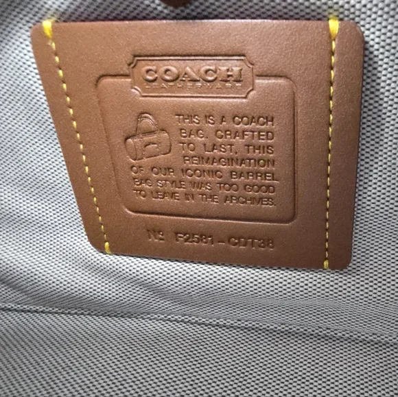 Coach Kisslock Barrel Bag In Chocolate - Picture 6 of 9